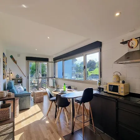 Xanas Vistas, Piscina, Parking Y Wifi * 利亚内斯