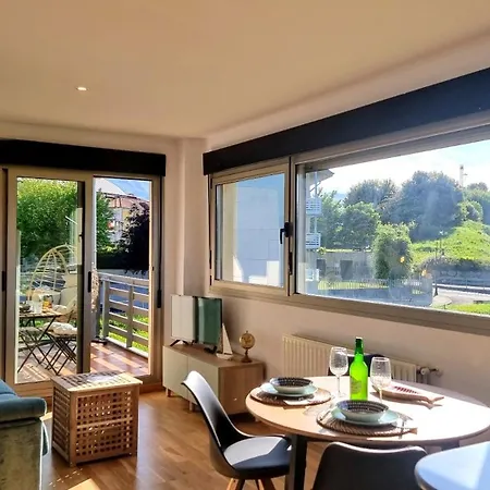 Xanas - Vistas, Piscina Y Terraza En Apartment *
